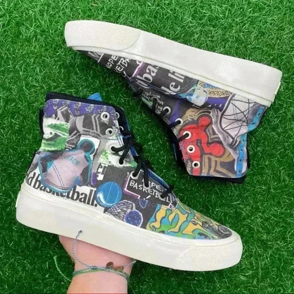 Converse Shoes - Converse All Star Chuck Taylor Skid Grip Hi